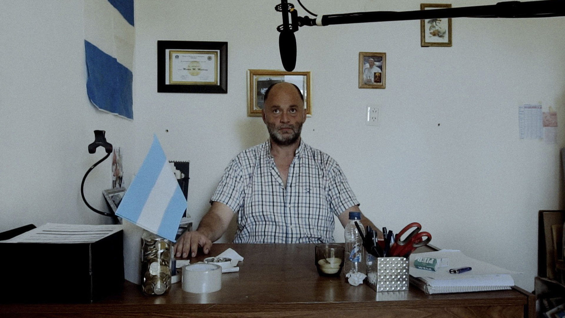 By reason or by force — Kaaffilm archive